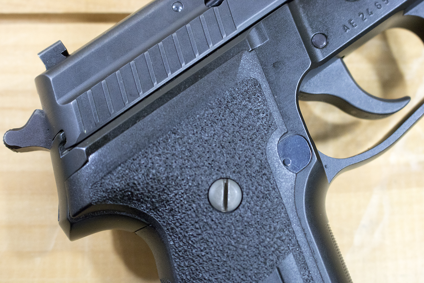 SIG SAUER P229 9mm Police Trade-in Pistols (Very Good)